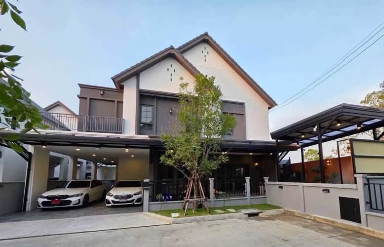 H-143 : บ้านหลังริมใน 71.6 ตร.วา Centro Bangna ถ.วงแหวน-บางนา บางพลี 2