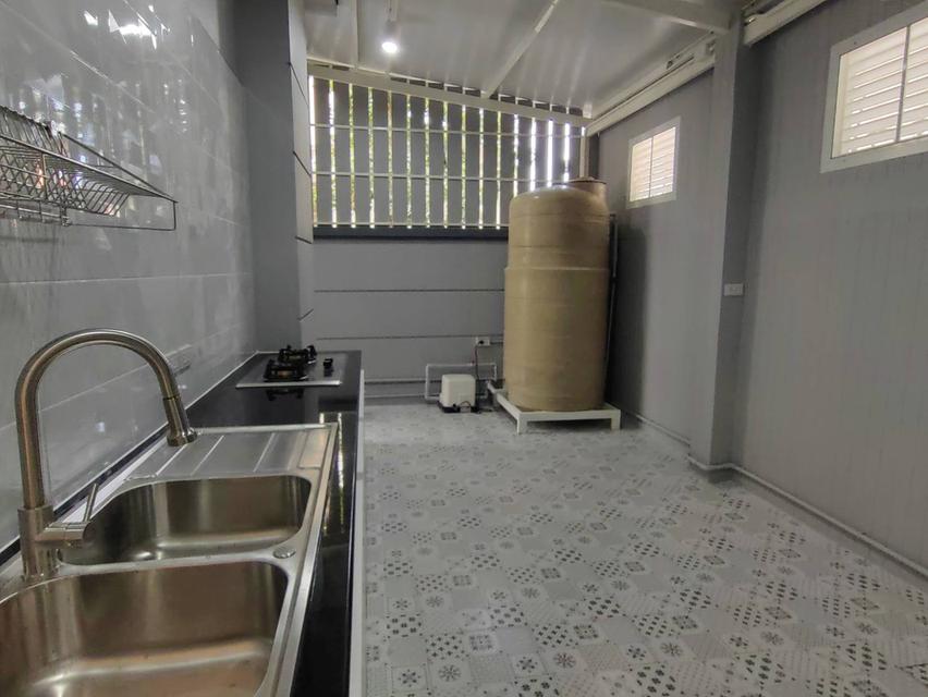 ให้เช่าโฮมออฟฟิศ 4 ชั้น โครงการพลัสพาร์ค อเวนิว ลาซาล-ศรีนครินทร์ 7