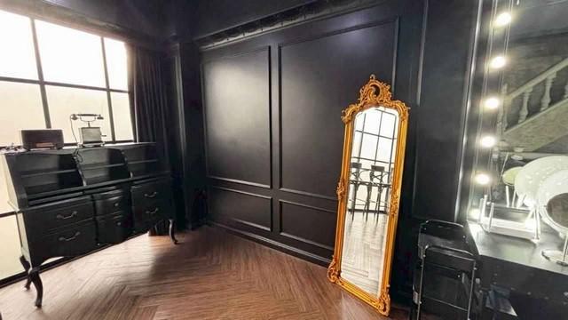 ขาย ทาวน์โฮม 3 ชั้น รีโนเวทเป็นสตูดิโอ studio ถ่ายภาพเต็ม 10