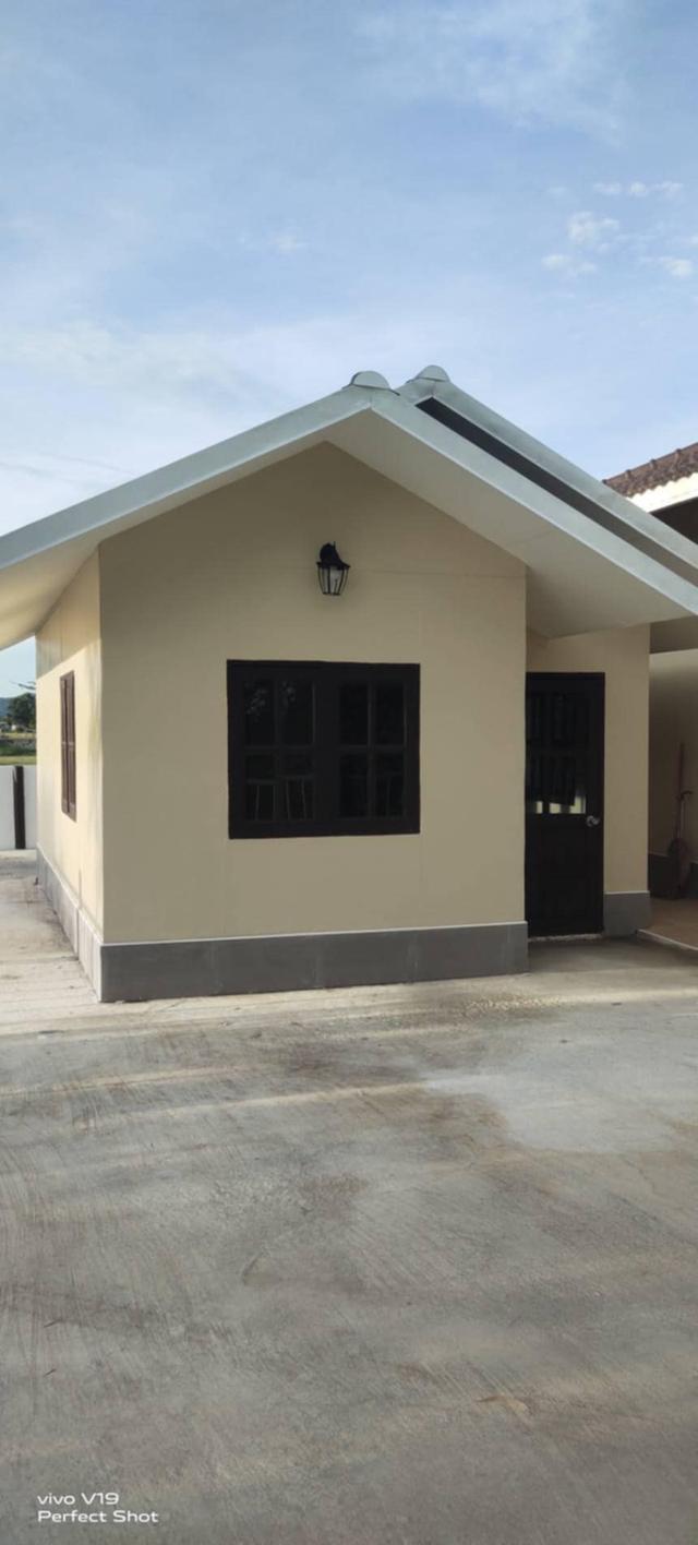 บ้านพร้อมที่ดิน จ.ระยอง ต.เพ อ.เมืองระยอง เนื้อที่101ตรว 17