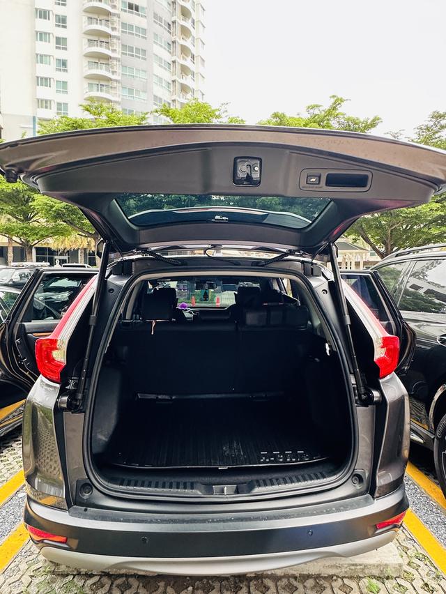 Honda CRV 2.4 ES 4WD SUV 11