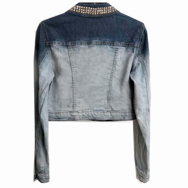 FOREVER21 ครอปยีนส์ ยีนส์ยืด เฟดสีทูโทน แต่งหมุดเงินสวยมาก งานหายาก มีกระเป๋าข้าง ผ้านุ่มใส่สบาย พร้อมส่ง ไม่ต้องรอ