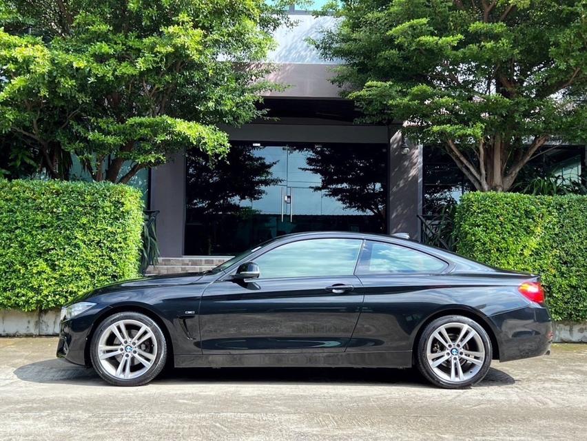 2015 BMW 420D ( ดีเซล ) F32 รถมือเดียวออกป้ายแดง รถวิ่งน้อย เข้าศูนย์ทุกระยะ ไม่เคยมีอุบัติเหตุครับ 5