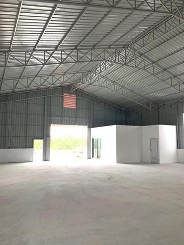 ให้เช่าโกดังสร้างใหม่ 270 ตรม. มีออฟฟิศ 1 ห้อง ถนน 345 เชิงสะพานคลองลากฆ้อน บางบัวทอง 3