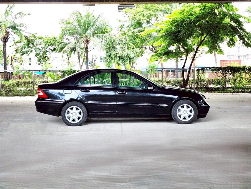 ขายรถ Benz C180 W205 ปี 2004 สีดำ เกียร์ออโต้ 8