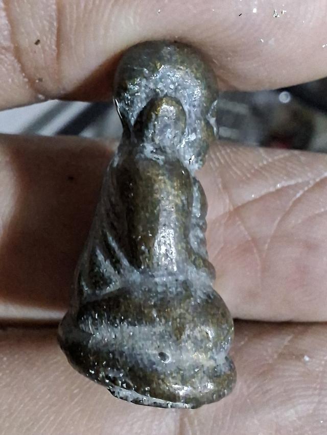 พระเครื่อง หลวงพ่อเงิน ปี2534 รูปย่อยที่ 4