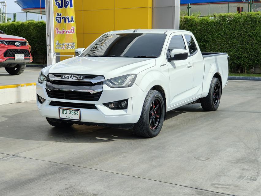 Isuzu D-Max 1.9 L Cab MT