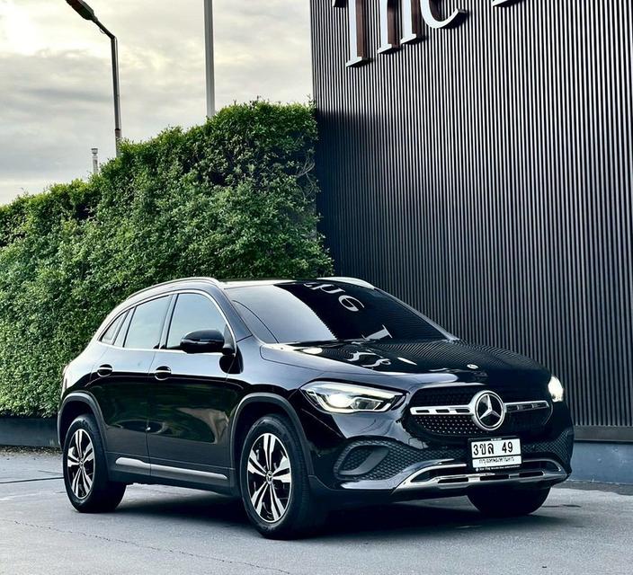 มือเดียว วิ่งน้อย ไมล์ 40,xxx km  #Benz GLA 200 Progressive (โฉมใหม่ล่าสุด)  ปี 2021 จด 23 สภาพใหม่มากๆ  2