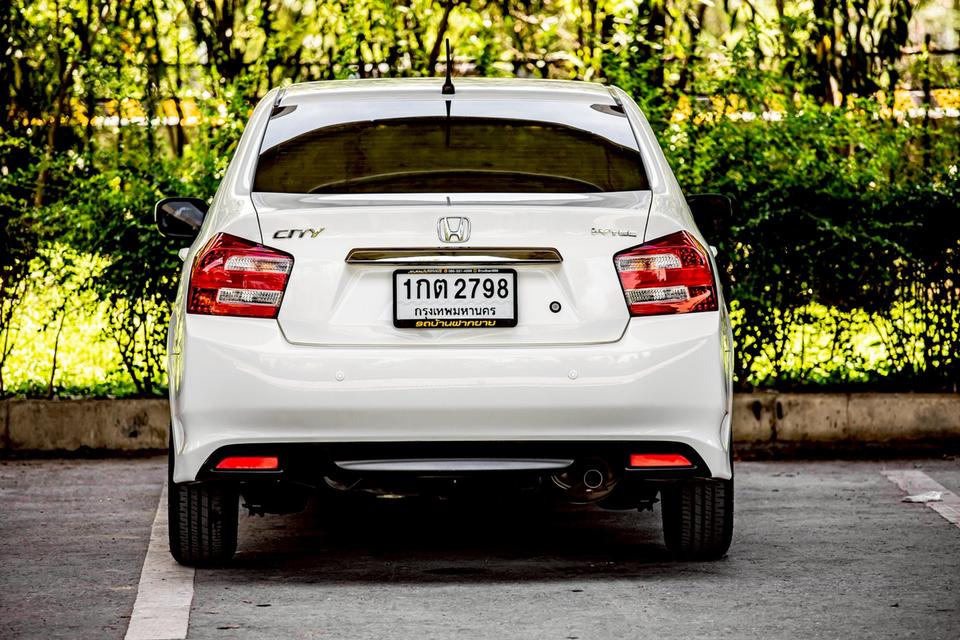 Honda City 1.5S เกียร์ออโต้ ปี 2013 สีขาว ไมล์แท้ 90,000  7