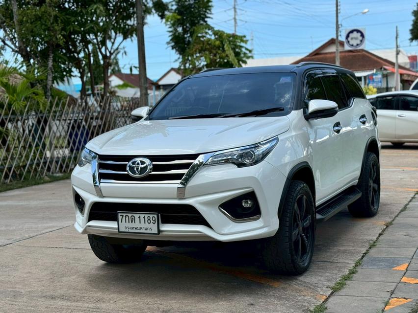 Toyota Fortuner 2.8TRD 4wd ปี18