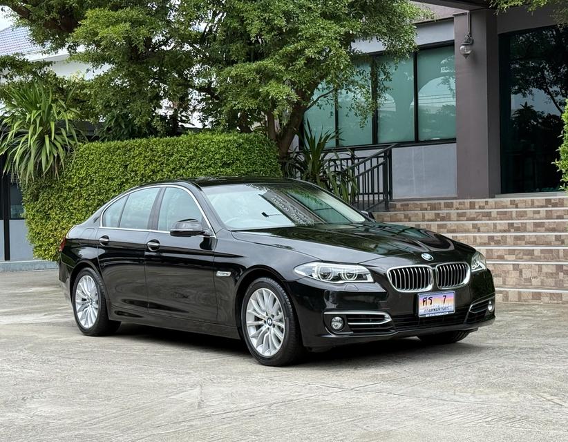 2016 BMW 525D F10 LCI รถมือเดียวออกป้ายแดง รถวิ่งน้อย ประวัติ SERVICE ครบ รถไม่เคยมีอุบัติเหตุครับ