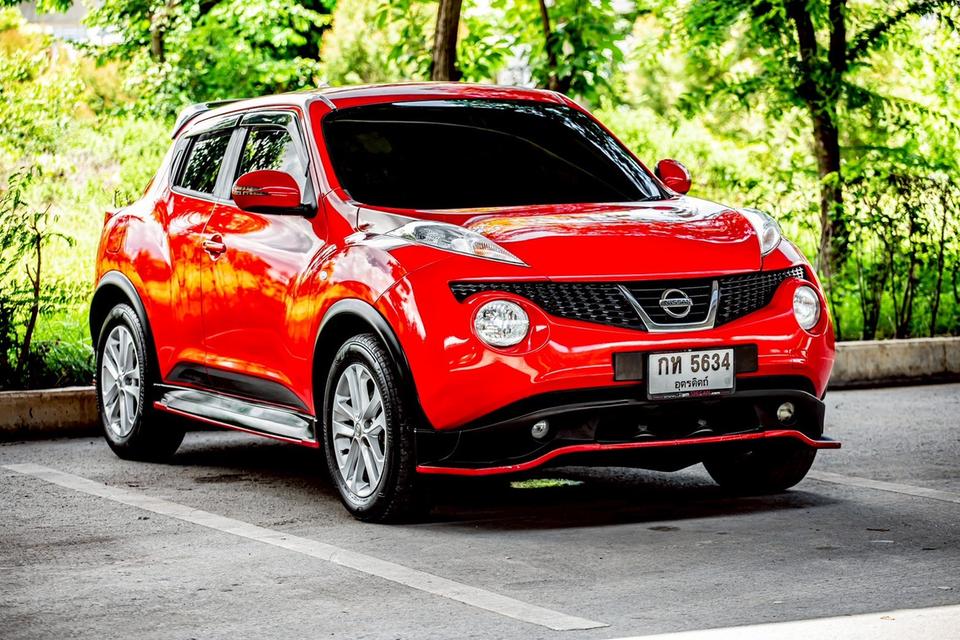 Nissan Juke 1.6V ปี 2015 สีแดง  3