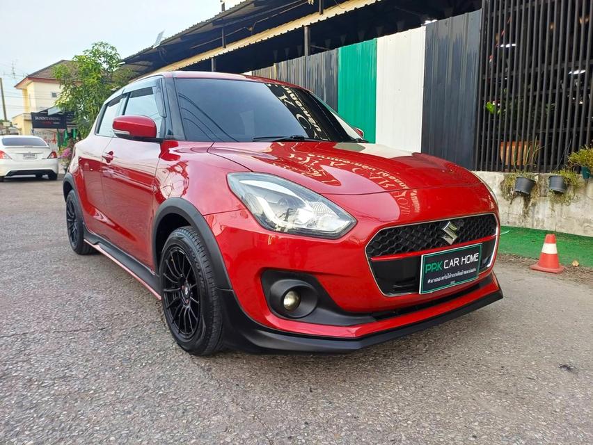 ปี2019 SUZUKI SWIFT NAVI AT TOP มือเดียวออกห้าง บุ๊คเซอร์วิสครบ