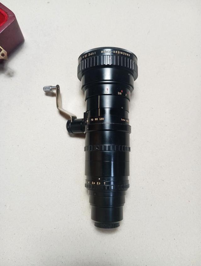 กล้องถ่ายหนังBolex H16EL เลนส์P.Angenieu 10x12b 7