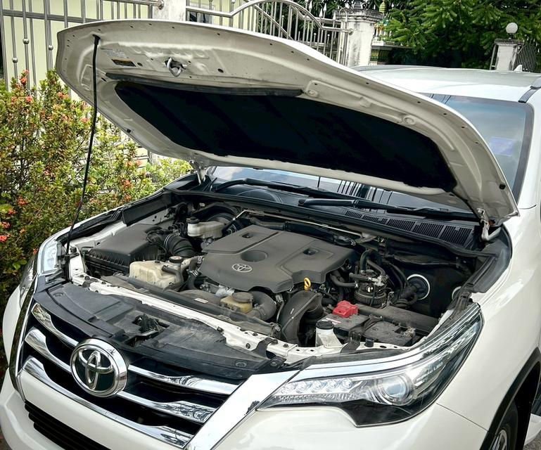 Toyota Fortuner 2.4V ปี17 รูปที่ 17