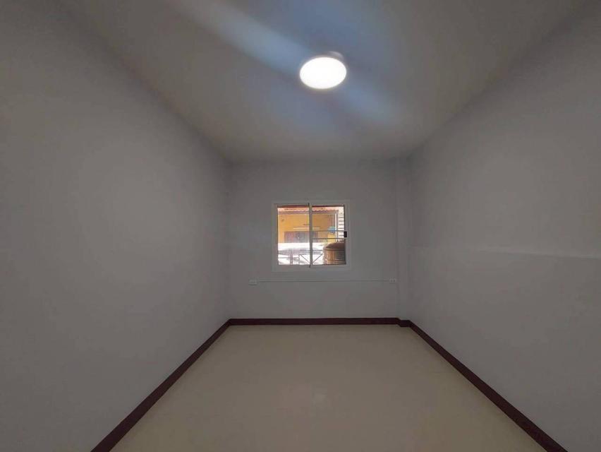 ขายบ้าน 3 ชั้น หมู่บ้านเอื้อประชา ซอยนวลจันทร์ 56 แยก 7 3