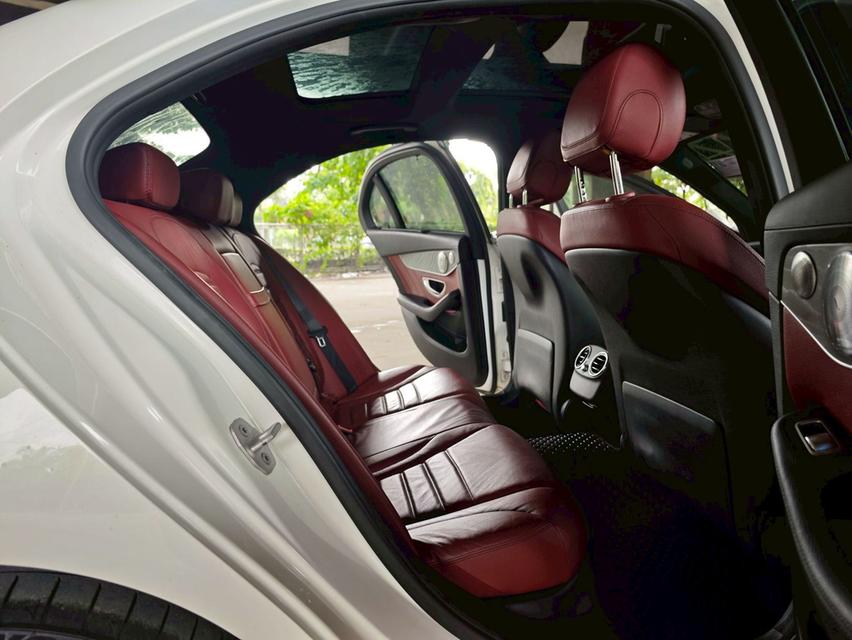 🚗 2016 Mercedes-Benz C350e AMG Dynamic AT รูปที่ 17