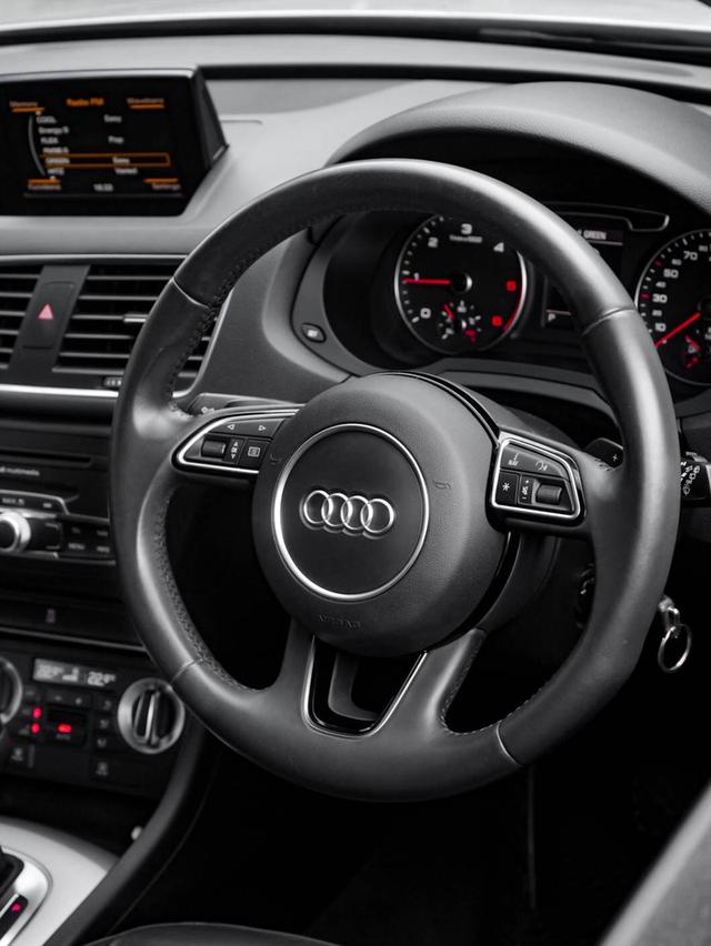 Audi Q3 2.0 Quattro SUV ปี 2014 รถศูนย์ Audi มือเดียวป้ายแดง 12