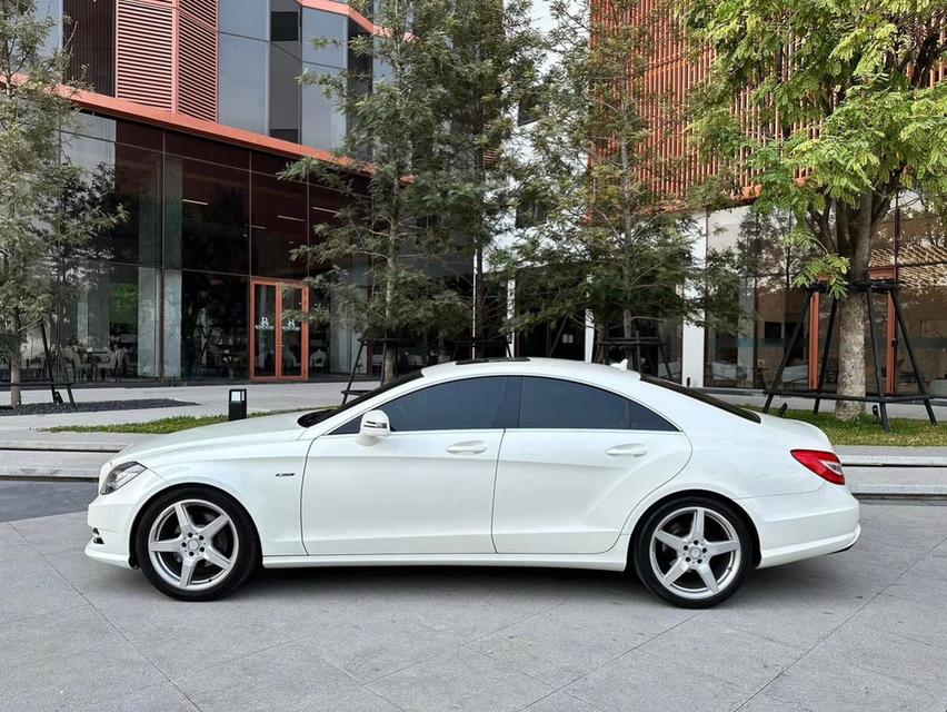 Mercedes-Benz CLS250 amg CDI สีขาว ปี 2012 เลขไมล์ 90,000 km. 3