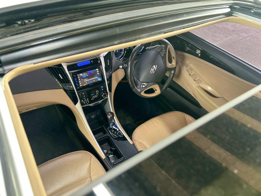 Hyundai Sonata Sport 2.0 S AT ปี 2013 18
