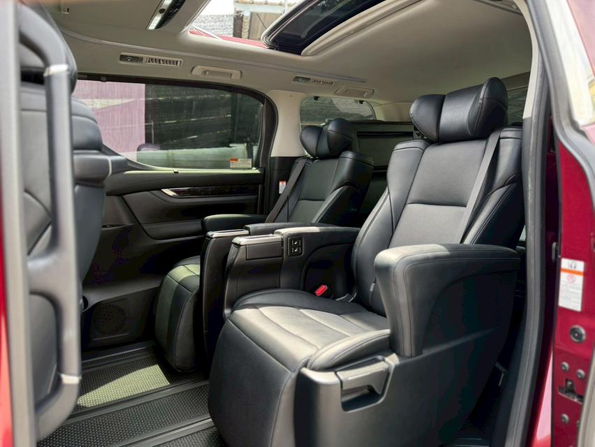 TOYOTA Vellfire 2.5 ZG Edition ปี 2018 วิ่ง 52,xxx km. 17