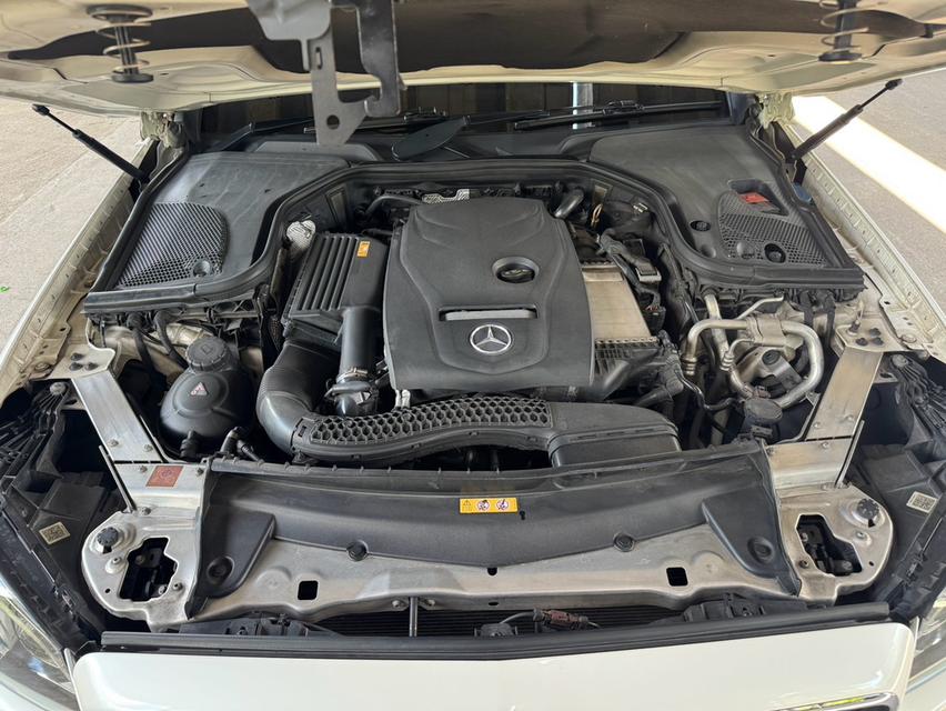 2017 Mercedes-Benz E300 Coupe AMG AT รถ 2 ประตู รถบ้านมือเดียว สภาพดีมาก รุ่นท็อปสุด ออปชั่นเต็ม รูปที่ 10