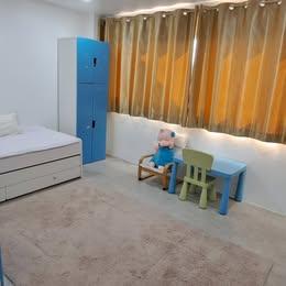 For RENT - Rare family duplex penthouse w/ magic view & top-floor fresh air. 266sqm on 19th-20th floors 18