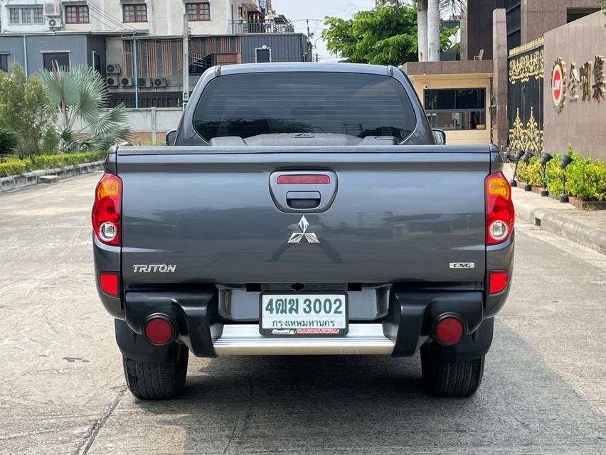 MITSUBISHI TRITON 2.4 GLS PLUS MAGA CAB (CNG) ปี 2012 จดปี 2013 เกียร์ MANUAL 4