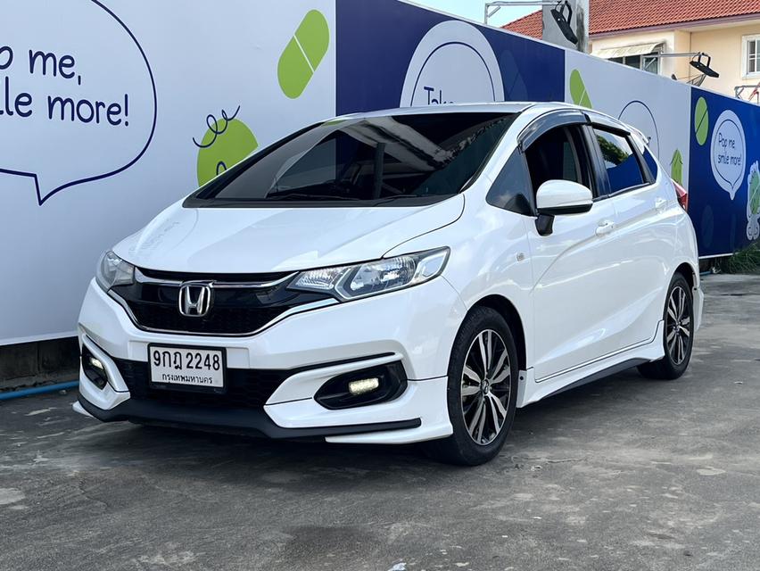 Honda Jazz 1.5V plus  ปี 2019