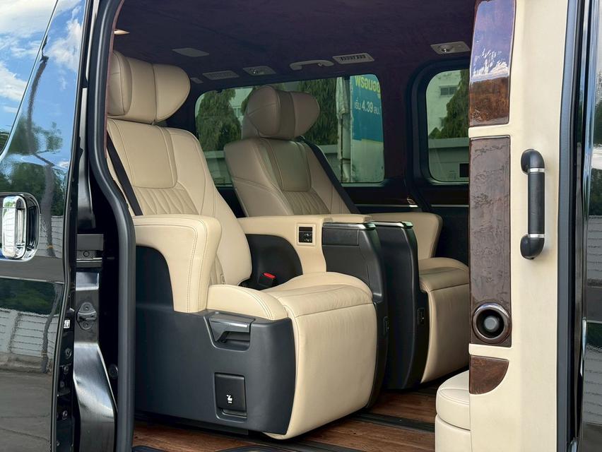 รหัสรถ PBG9999 Toyota Majesty 2.8 Premium 6AT ปี 2020 รูปที่ 11