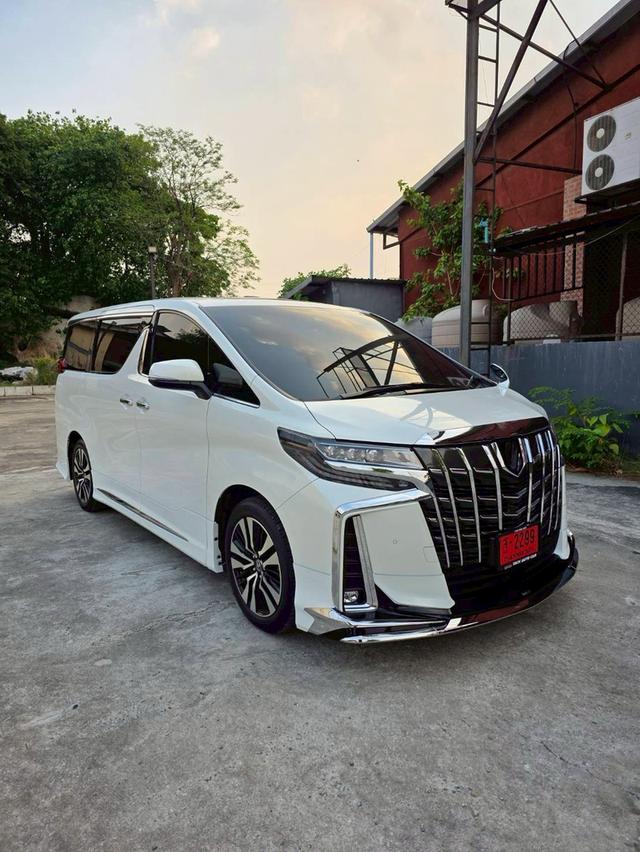 Toyota ALPHARD 2.5SC PACKAGE สีขาว ปี 2024 ไมล์ 17,000 กม. รูปที่ 3