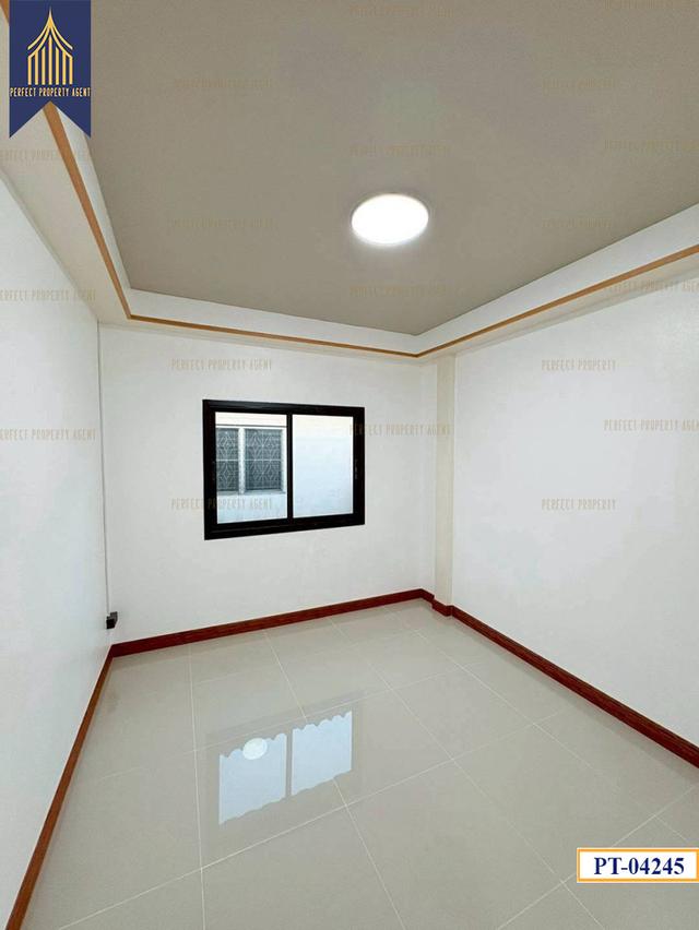 ทาวน์เฮาส์ลภาวัน8 บางบัวทองตกแต่งใหม่พร้อมอยู่ ราคาย่อมเยาว์ 16