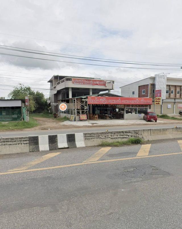 ขายด่วนบ้านหลังใหญ่อำเภอประทายจังหวัดนครราชสีมา  ขนาด​ที่ดิน104 ตรว. ทำลค้าขาย  บ้าน3ชั้น​2ห้องนอน1ห้องน้ำ 1