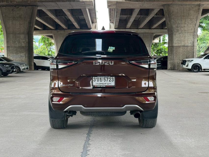 Isuzu MU-X 3.0 Ultimate 2WD Year 2022
