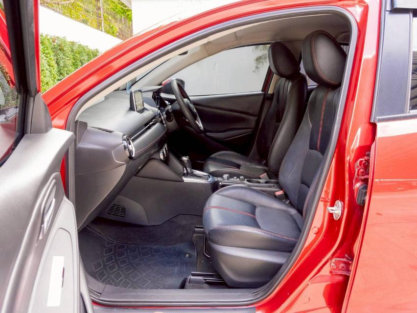 Mazda 2 1.5 Sport High Plus ปี 2015 ♨️ ประกันเครื่องเกียร์หลังการขาย3ปี / 30,000km. ♨️ 12