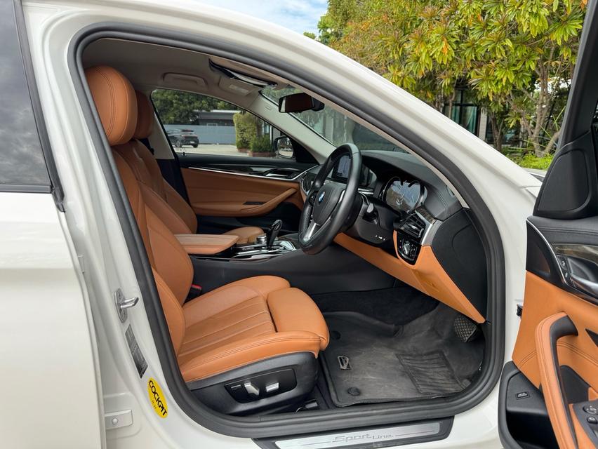 BMW 520d Sport (G30) ปี 2018 รูปที่ 13