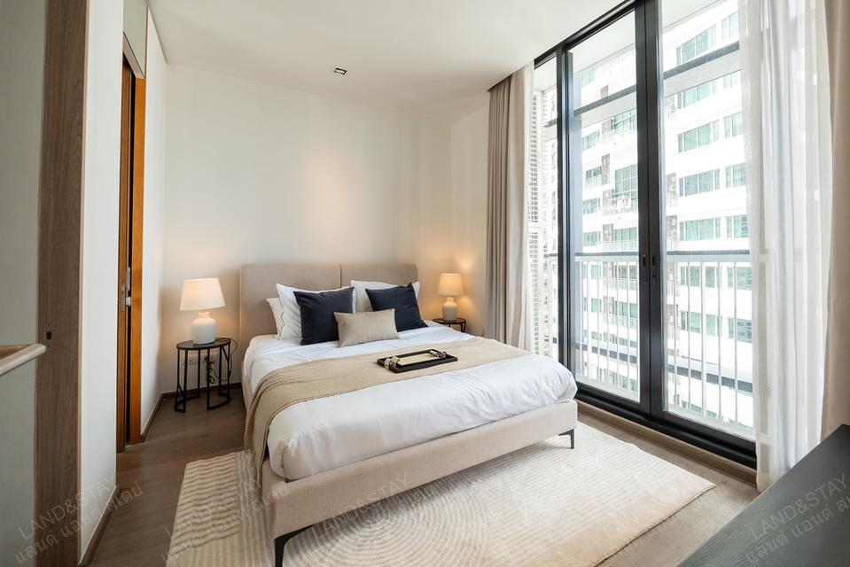 Park Origin Phrom Phong., High floor unit. 55.3 sqm. 4