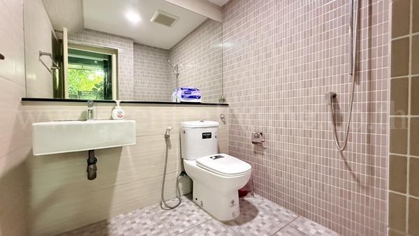 บ้านแฝด บ้านชานไม้ เดอะทาวน์ คลองสอง คลองหลวง ปทุมธานี หลังมุม 15