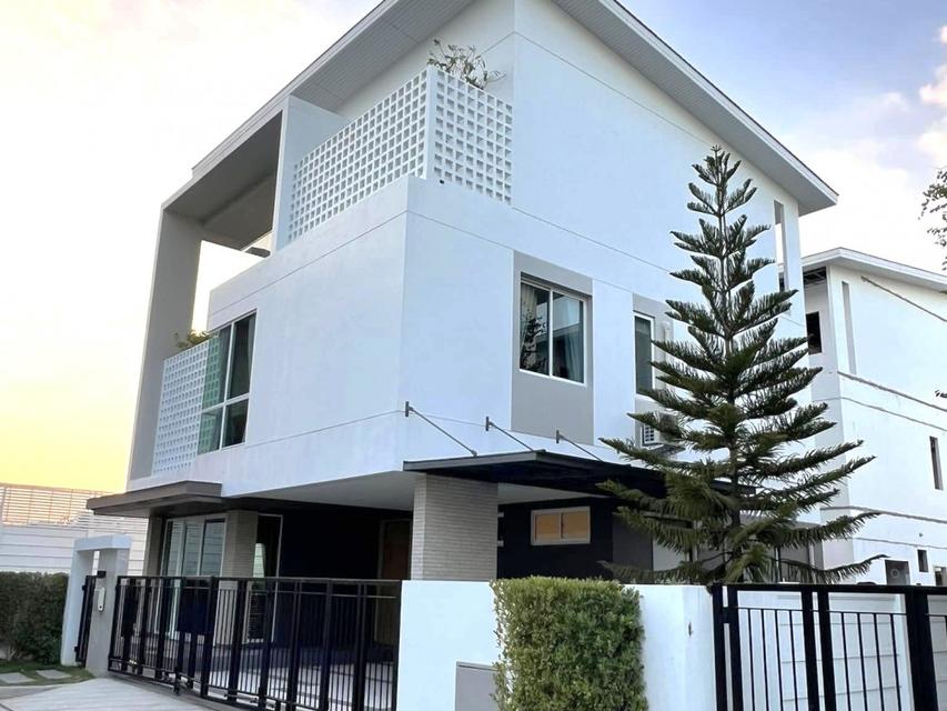 Super Luxury 4-BedR Family House for Sale: Nirvana Absolute Krungthep Kreetha – 329 sqm | Fully Furnished | Brighton&Wel