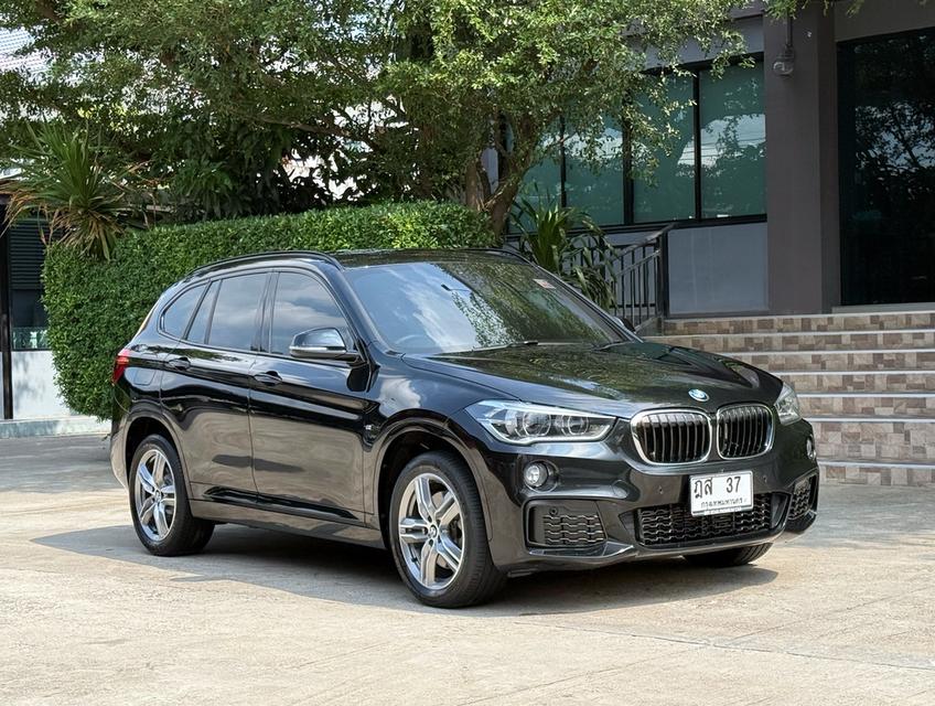 2019 BMW X1 20D MSPORT รถมือเดียวออกป้ายแดง รถวิ่งน้อยเพียง 44,000 กม รถเข้าศูนย์ตลอด รถไม่เคยมีอุบัติเหตุครับ มี BSI เหลืออีกนานครับ