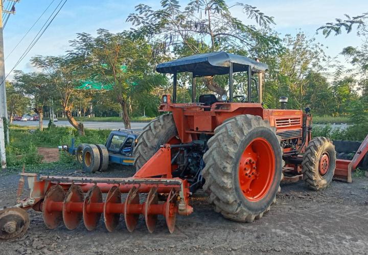 ขาย รถไถ KUBOTA M8950 2