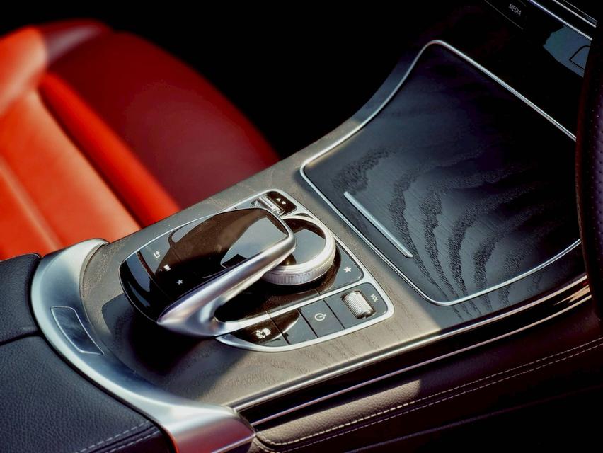 Mercedes Benz GLC 250 Coupe Amg ปี 2019 รูปที่ 9