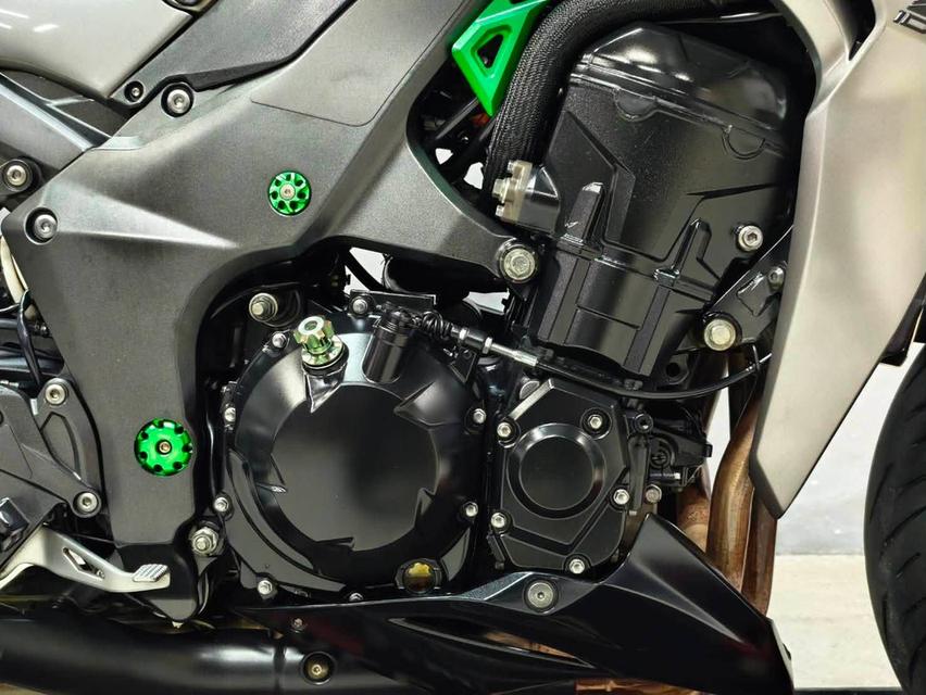KAWASAKI Z1000 ปี 2016 ABS ของแต่งจัดเต็ม พร้อมหล่อ รูปที่ 13