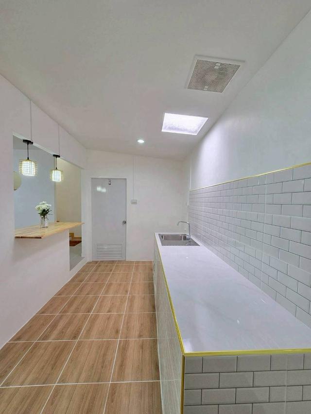 หมู่บ้านสิรารมย์     10