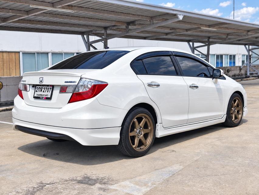(แจ้งรหัสรถ CAT2707)2014. HONDA CIVIC FB 1.5 Hybrid เบนซิล-ไฟฟ้า ออโต้ รูปที่ 6