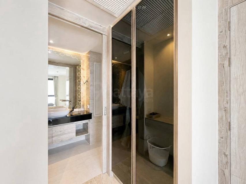 For Sale / For Rent — Sea and City View Condo at The Riviera Monaco PattayaBeautiful 1-bedroom condo at The Riviera Monaco Pattaya, 5