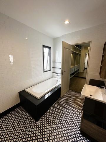 🏡 ขายบ้านเดี่ยว "บางกอก บูเลอวาร์ด สาทร–ปิ่นเกล้า 2" Bangkok Boulevard Sathorn – Pinklao 2 📍 บ้านโซนหน้า ใกล้คลับเฮ้าส์ ตกแต่งครบ พร้อมเข้าอยู่ 12