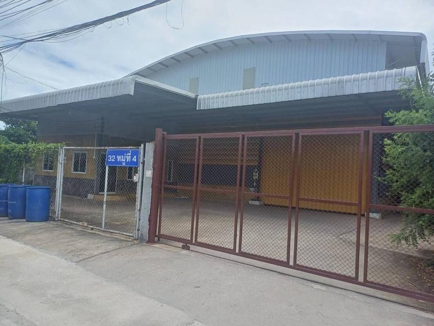 ให้เช่าโกดังพร้อมสำนักงาน เนื้อที่ 200 ตร.ว. พื้นที่ใช้สอย 450 ตร.ม. ทำเลดี ใกล้มอเตอร์เวย์ M81 (ด่านนครชัยศรี) เพียง 2 กม. 7