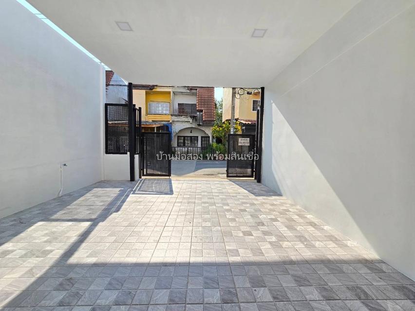 หมู่บ้านฉัตรหลวง ราษฎร์อุทิศ 3