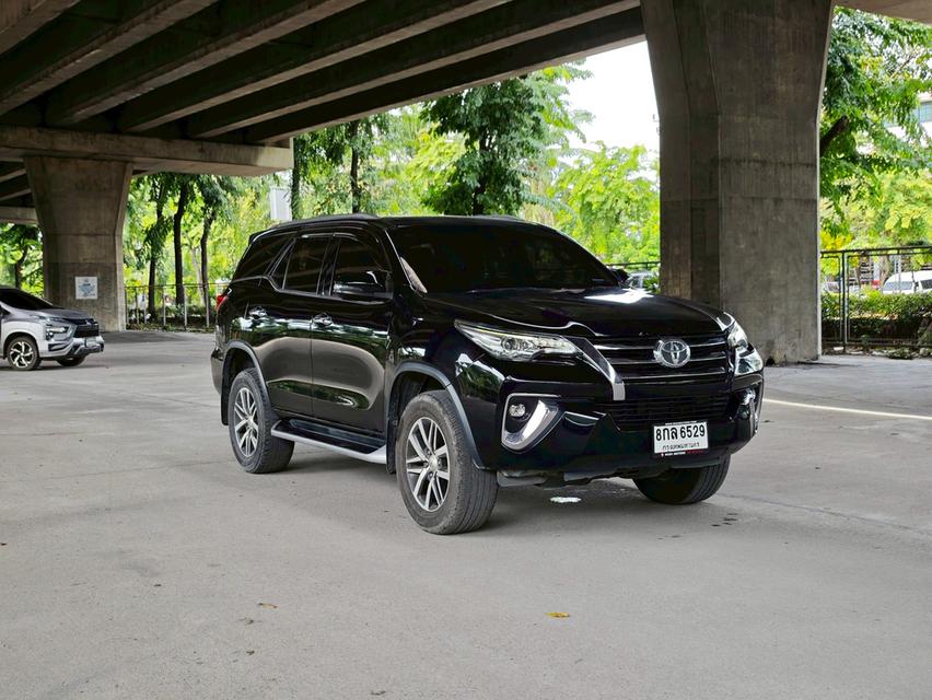 ขายรถ Toyota Fortuner 2.4G ปี 2019 สีดำ เกียร์ออโต้